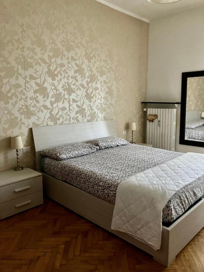Splendido Bilocale Adiacente Metro M5 - Ca Granda Apartment Milan Luaran gambar